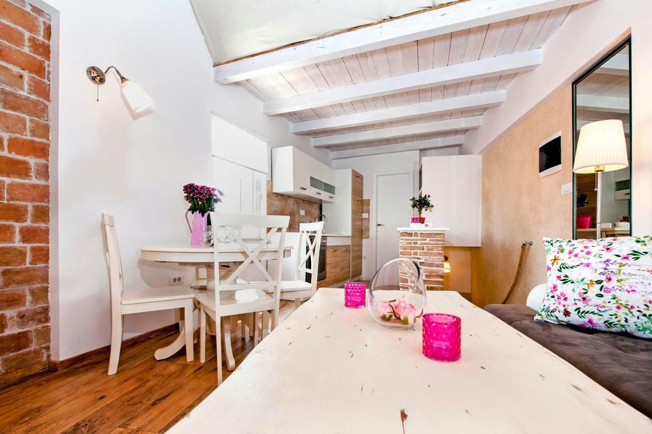 Apartment Casa Alek 로비니 외부 사진