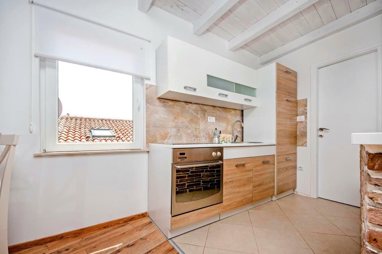 Apartment Casa Alek 로비니 외부 사진
